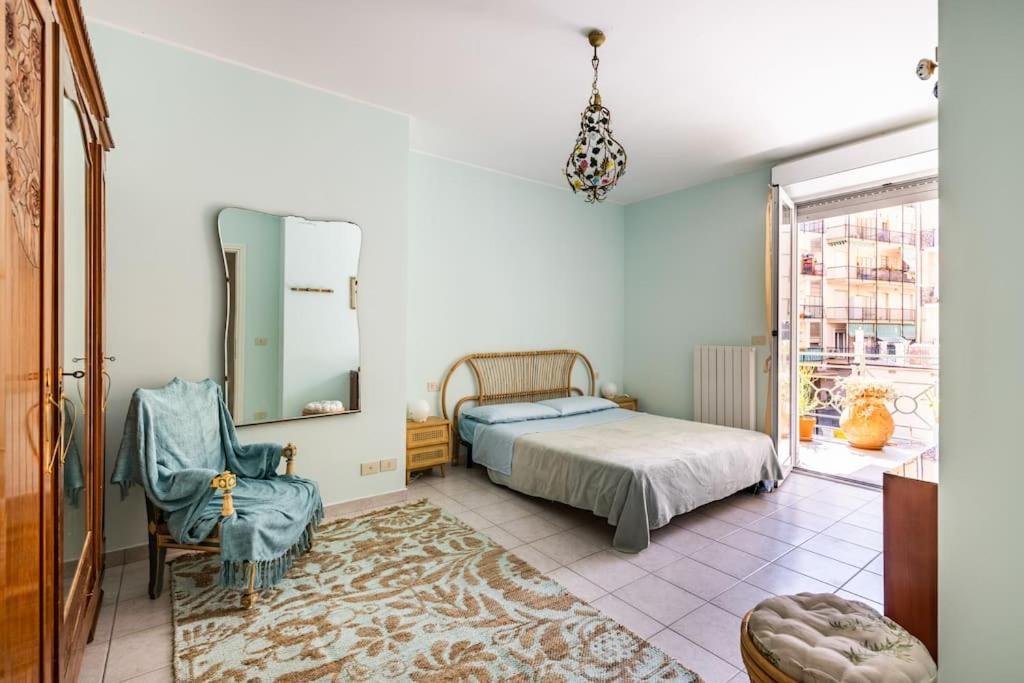 Centrale Vicino Spiagge E Ciclabile + Box-Auto ! Apartment Arma di Taggia Luaran gambar