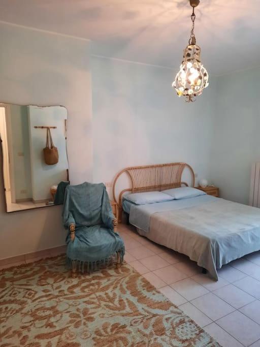 Centrale Vicino Spiagge E Ciclabile + Box-Auto ! Apartment Arma di Taggia Luaran gambar